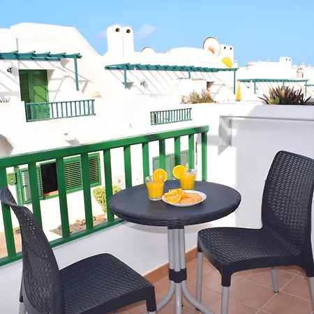 Holiday Urban Corralejo Exterior photo
